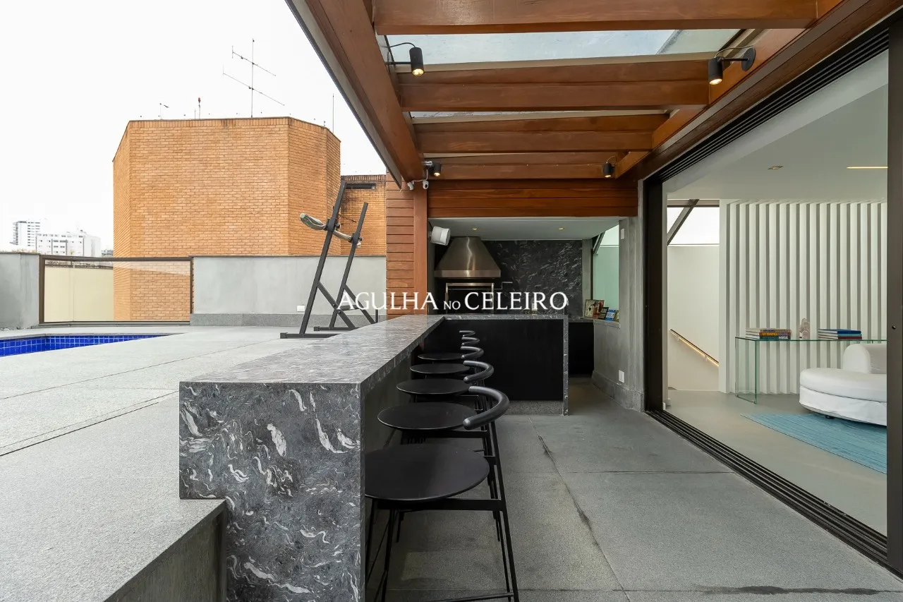 Cobertura maravilhosa à venda na Vila Madalena – CO0891