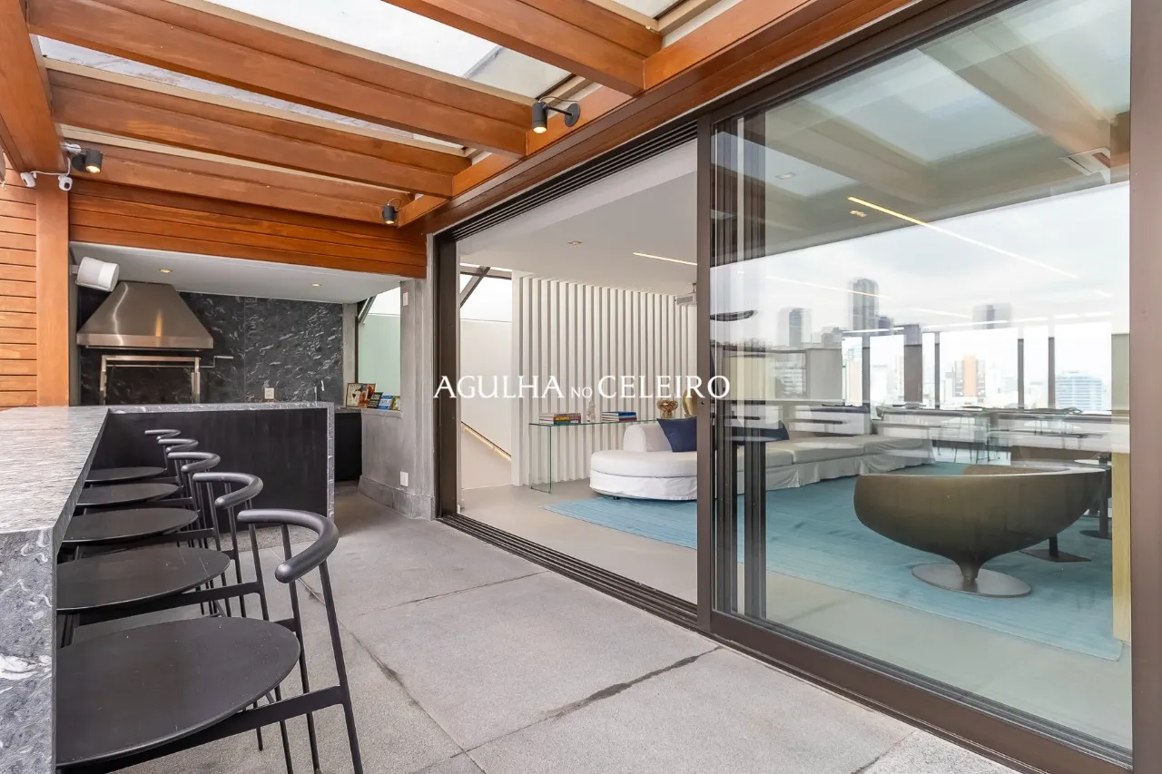 Cobertura maravilhosa à venda na Vila Madalena – CO0891