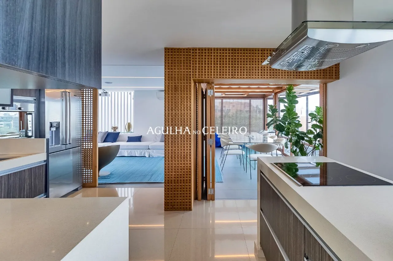 Cobertura maravilhosa à venda na Vila Madalena – CO0891