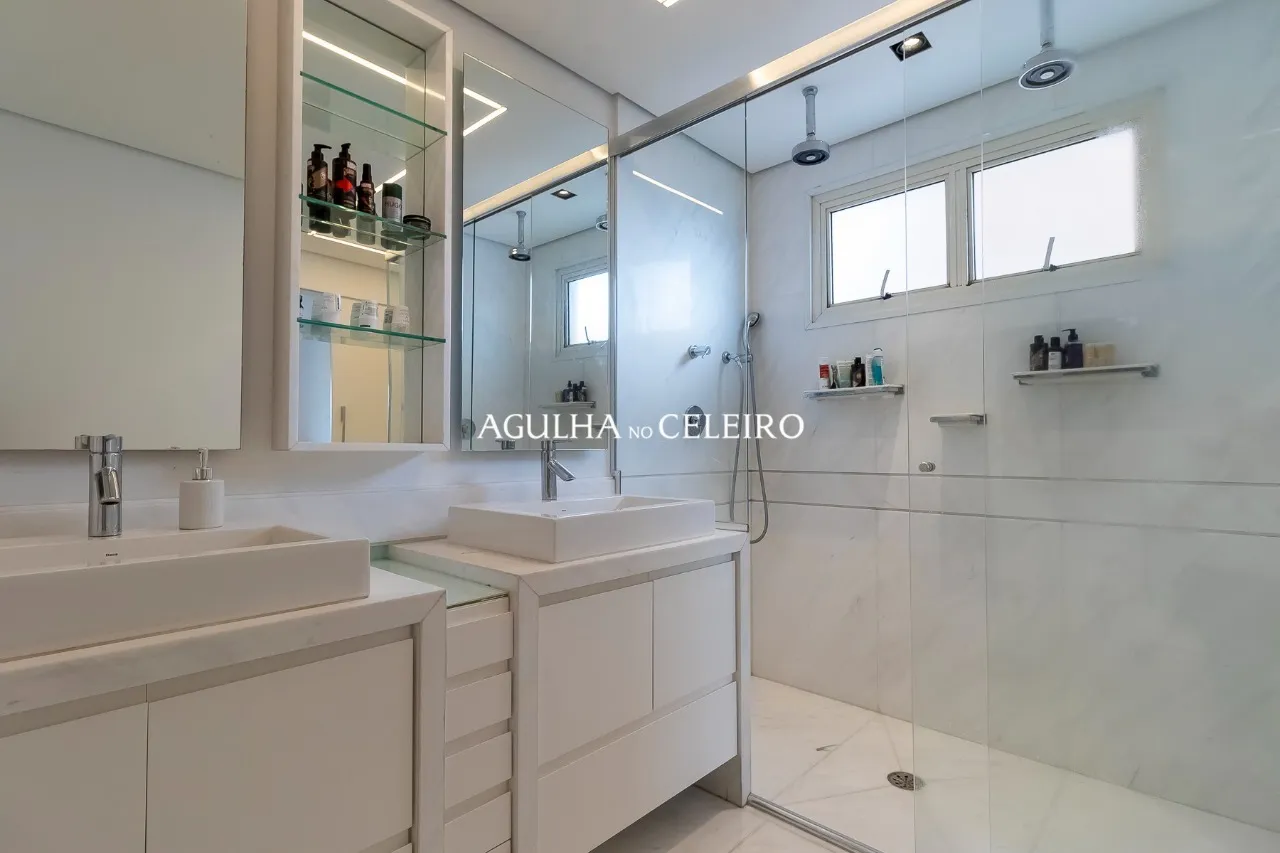 Cobertura maravilhosa à venda na Vila Madalena – CO0891