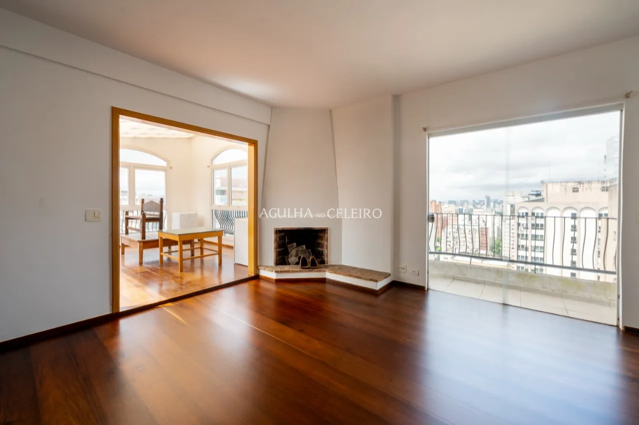 Cobertura charmosa em localização segura. – 11920