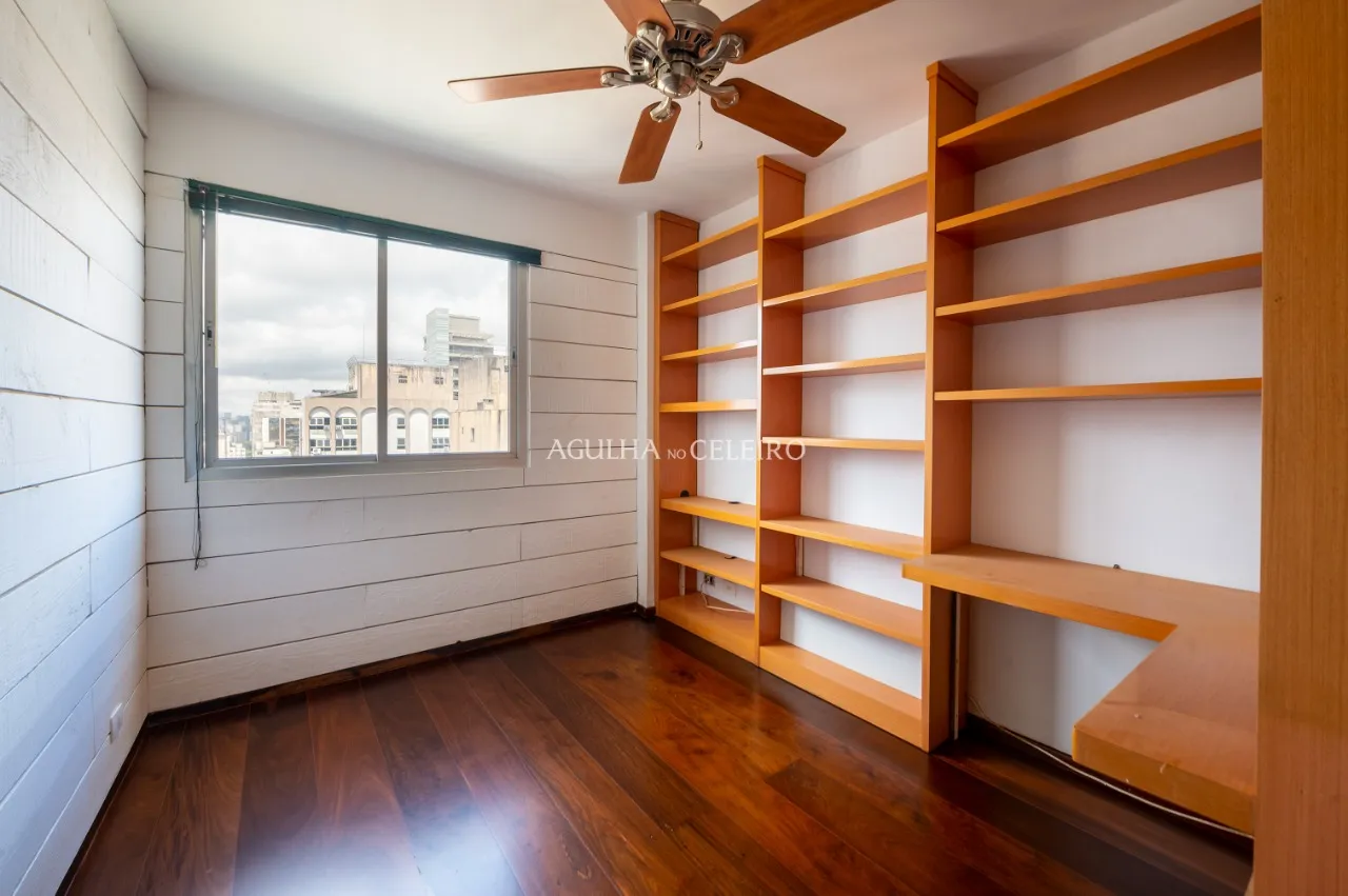 Cobertura charmosa em localização segura. – 11920