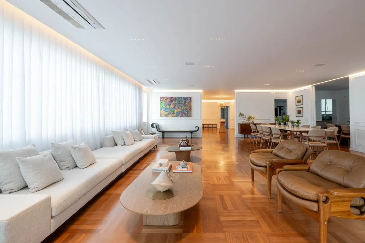 Apartamento muito espaçoso à venda no Jardim Paulistano. – 12724