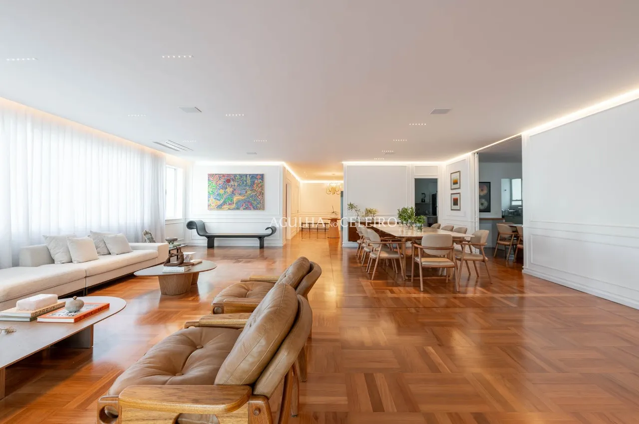 Apartamento muito espaçoso à venda no Jardim Paulistano. – 12724