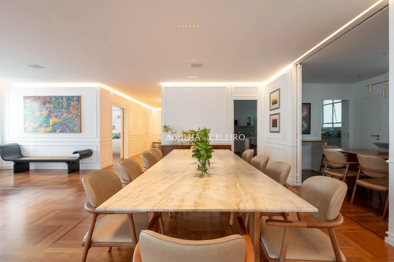 Apartamento muito espaçoso à venda no Jardim Paulistano. – 12724