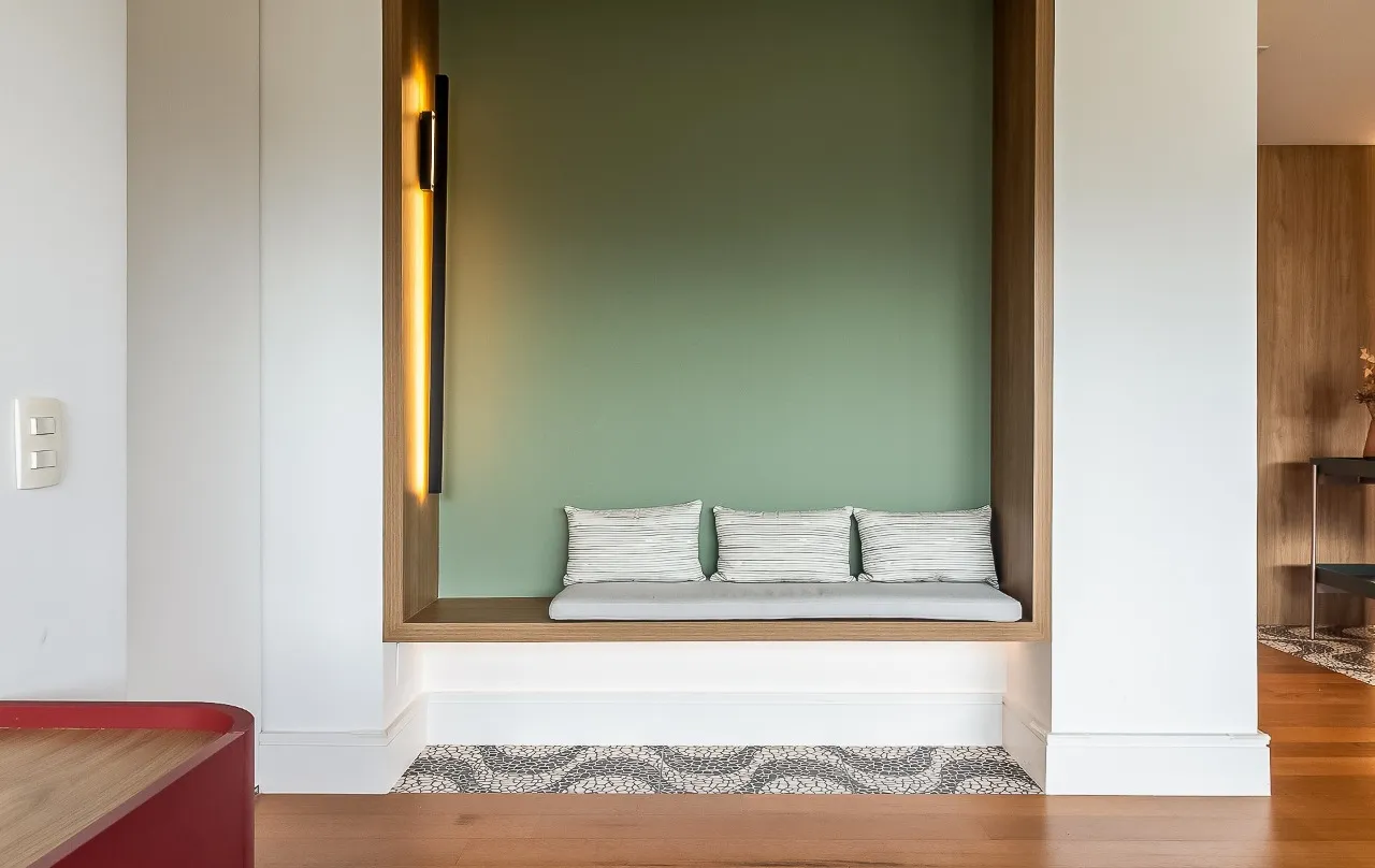 Apartamento iluminado, com uma reforma surpreendente e uma ótima vista, na Vila Madalena. – 13676