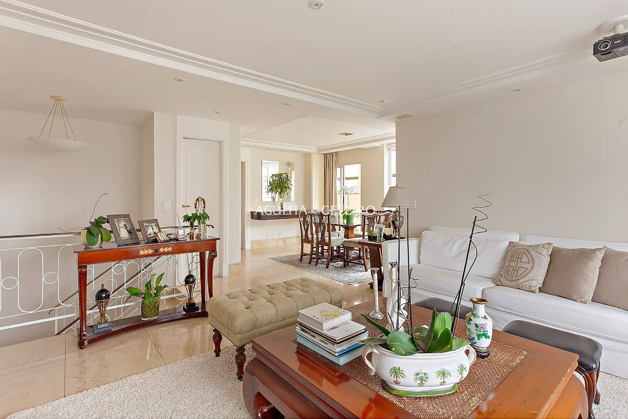 Cobertura com vista deslumbrante, sofisticação e privacidade em Moema. – 13997