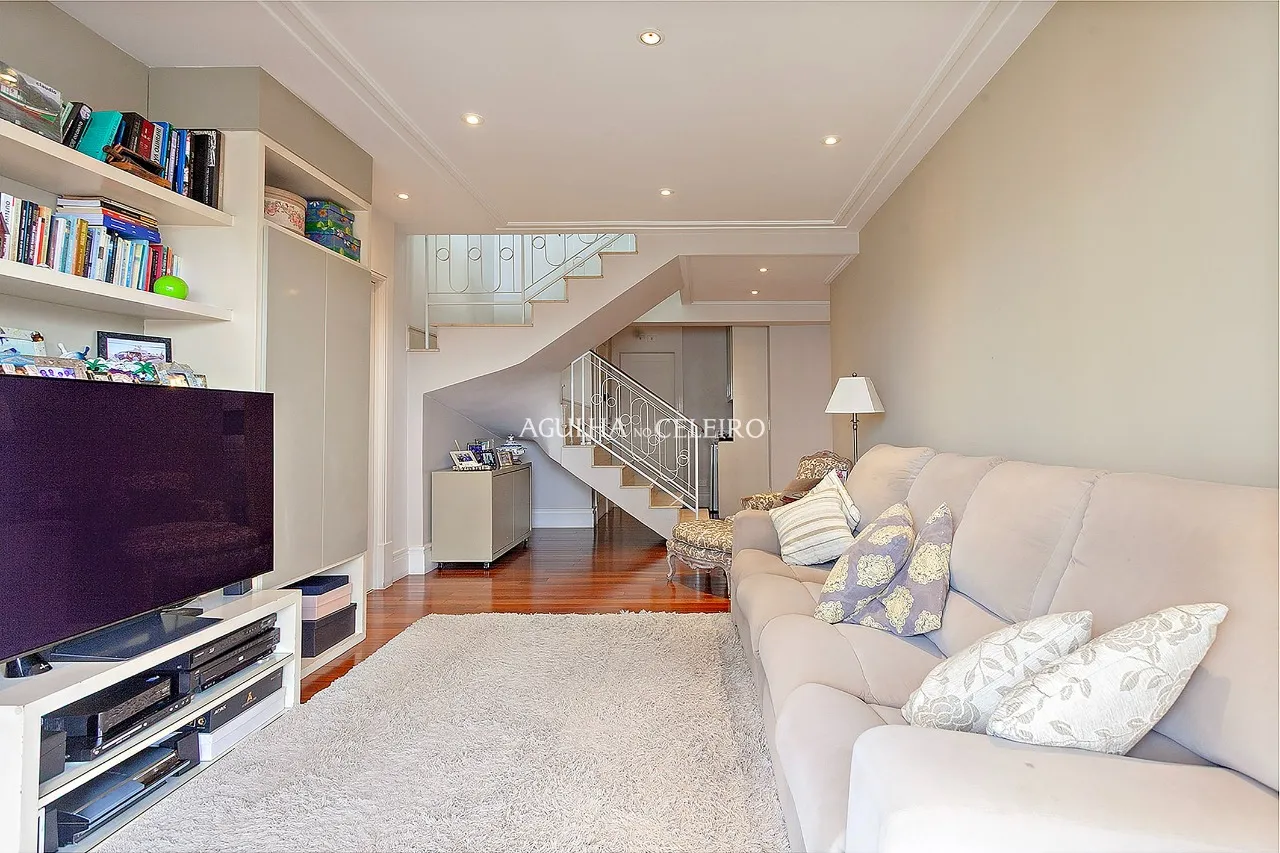 Cobertura com vista deslumbrante, sofisticação e privacidade em Moema. – 13997