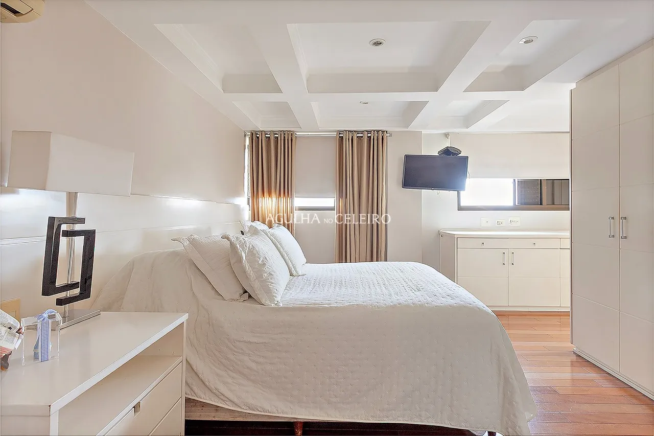 Cobertura com vista deslumbrante, sofisticação e privacidade em Moema. – 13997