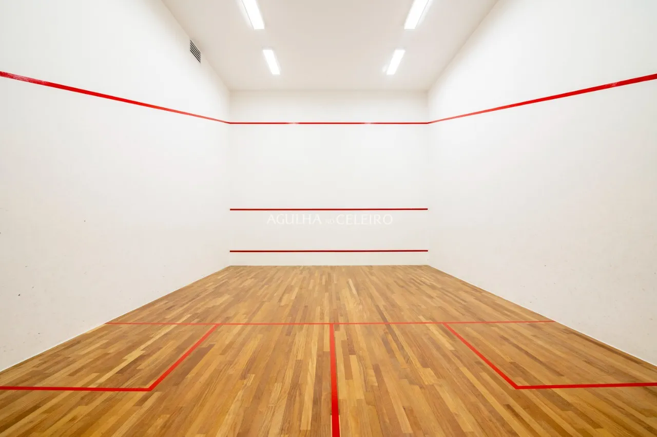 Edifício cobiçado em Moema Pássaros e apartamento apaixonante. – 14810