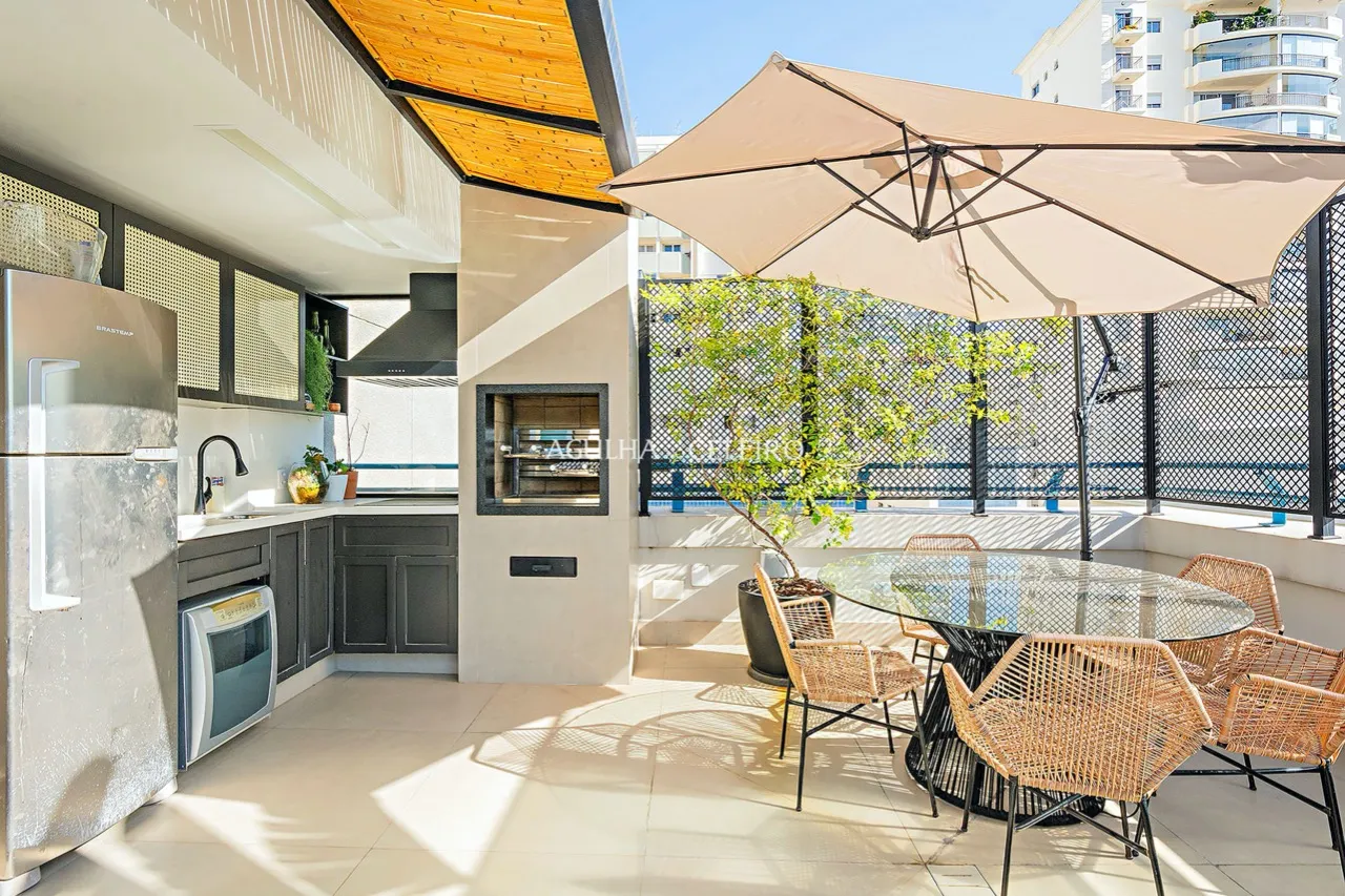 Cobertura com área externa e espaço gourmet em localização privilegiada – 16814