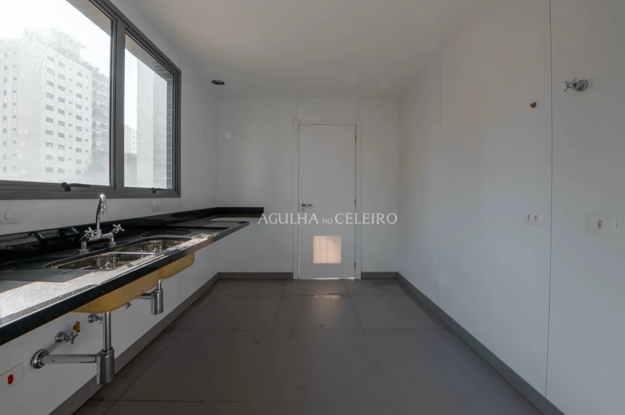 Apartamento novo à venda na Vila Nova Conceição. – 18726
