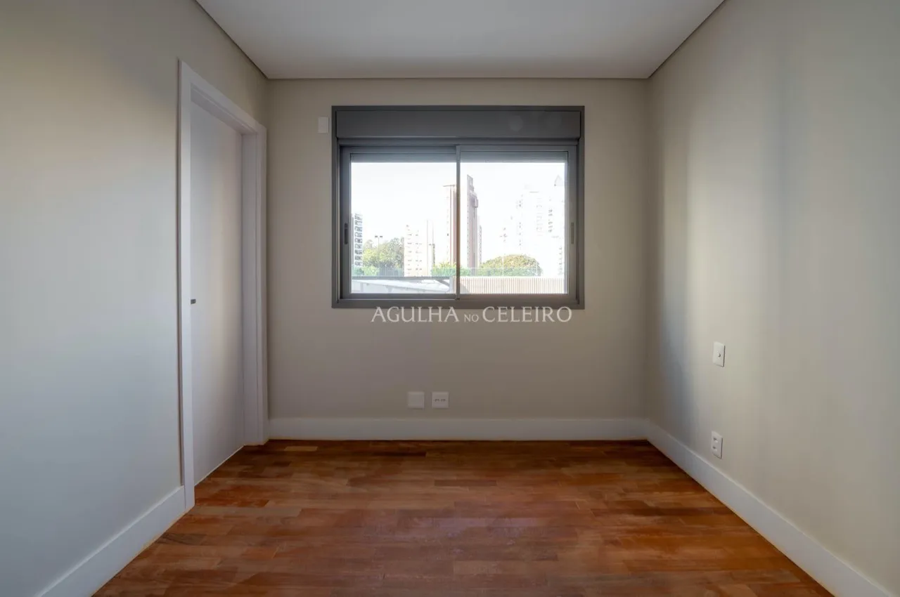 Apartamento novo à venda na Vila Nova Conceição. – 18726