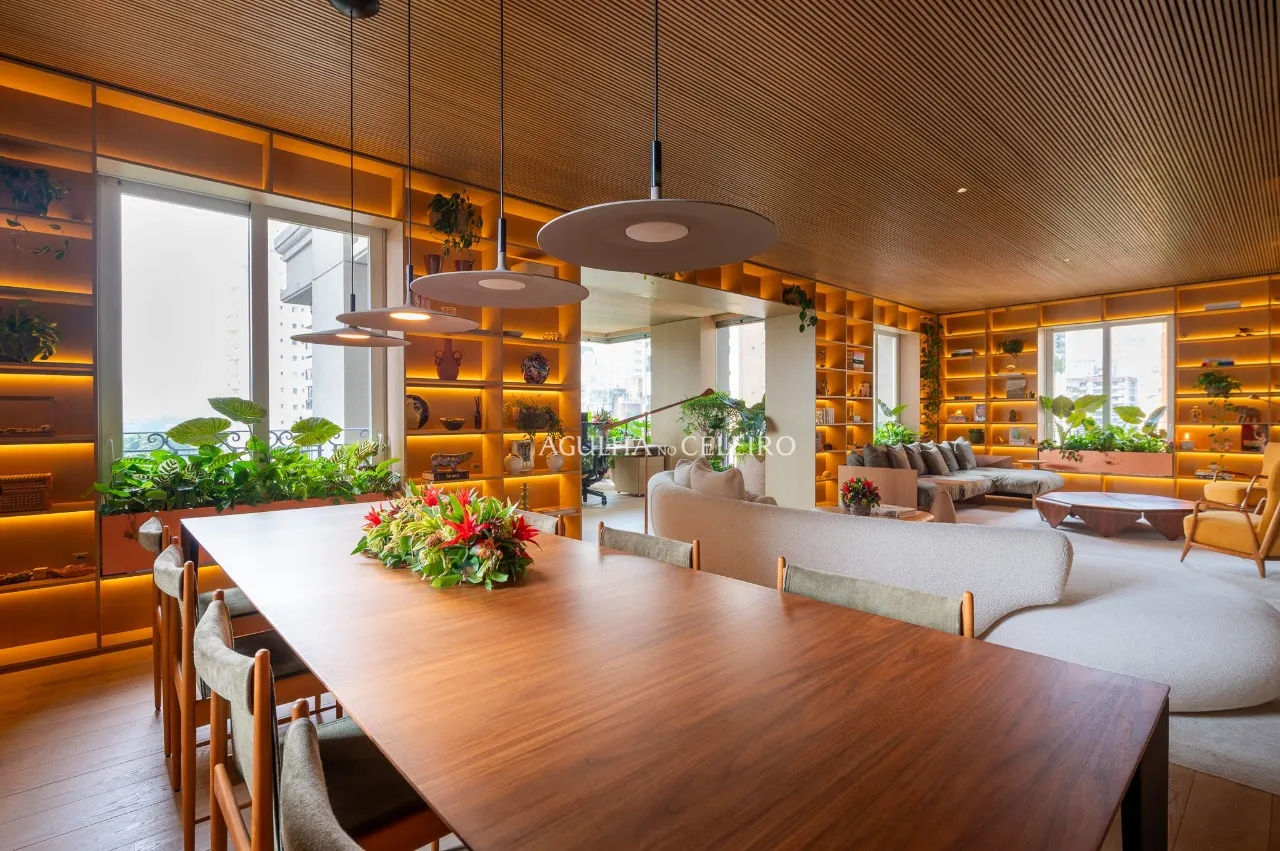 Apartamento com projeto de Marcio Kogan à venda no Jardim Europa – 18821