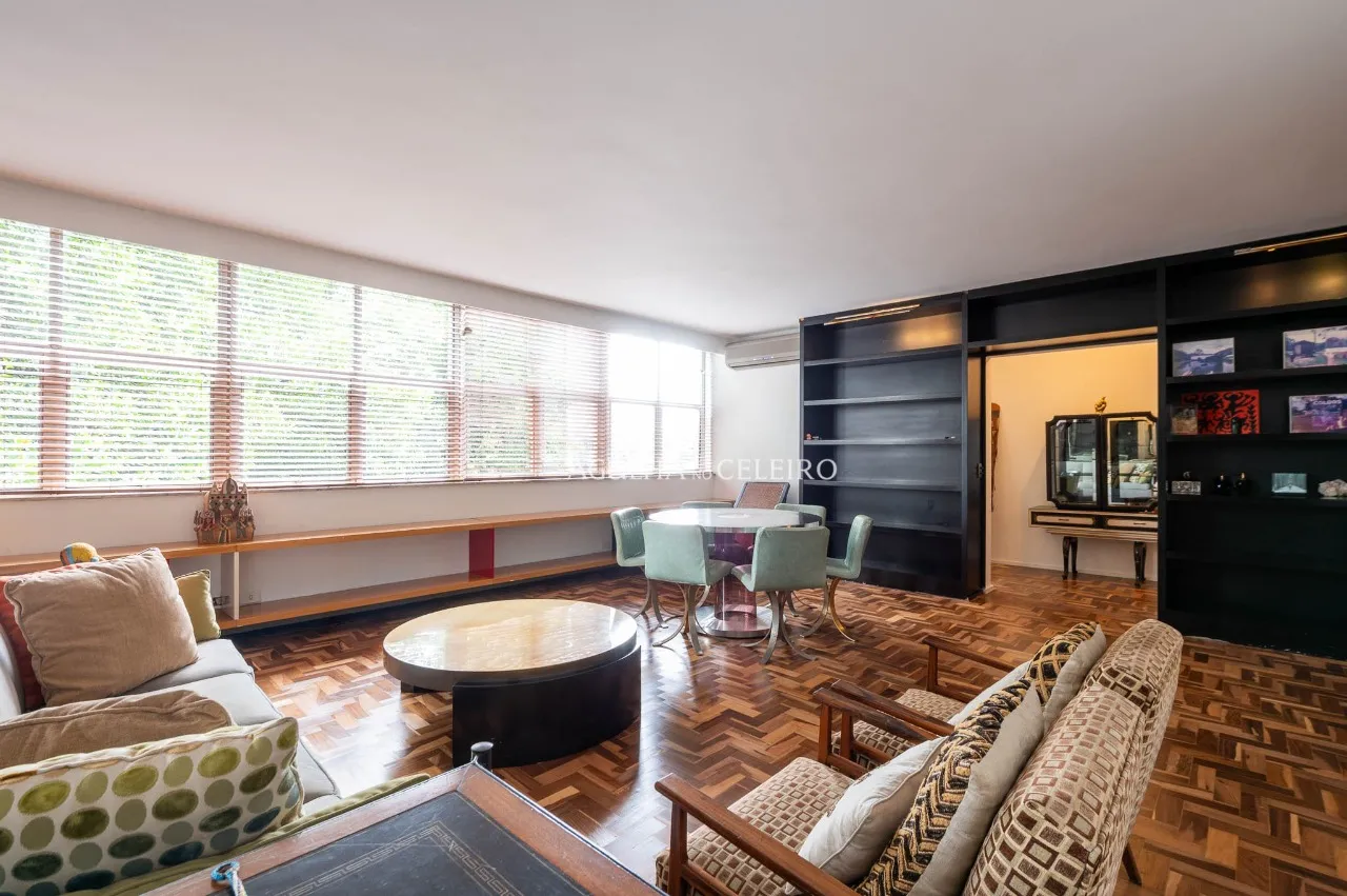 Conforto no Itaim: 178m² 100% Reformado, Mobiliado e com 2 Vagas – 19013