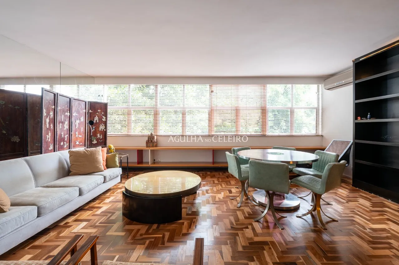 Conforto no Itaim: 178m² 100% Reformado, Mobiliado e com 2 Vagas – 19013