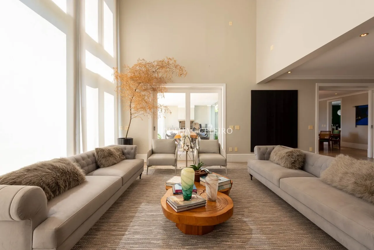 Casa maravilhosa com piscina para venda ou locação em Cidade Jardim – 19490