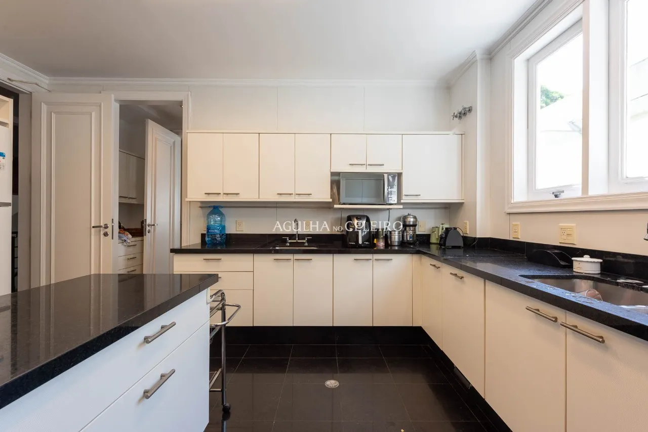 Casa maravilhosa com piscina para venda ou locação em Cidade Jardim – 19490