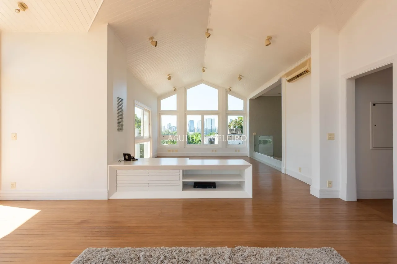 Casa maravilhosa com piscina para venda ou locação em Cidade Jardim – 19490