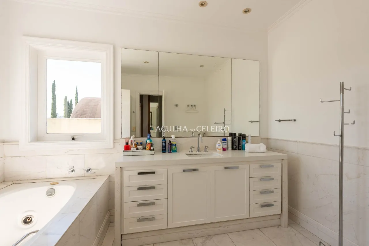 Casa maravilhosa com piscina para venda ou locação em Cidade Jardim – 19490