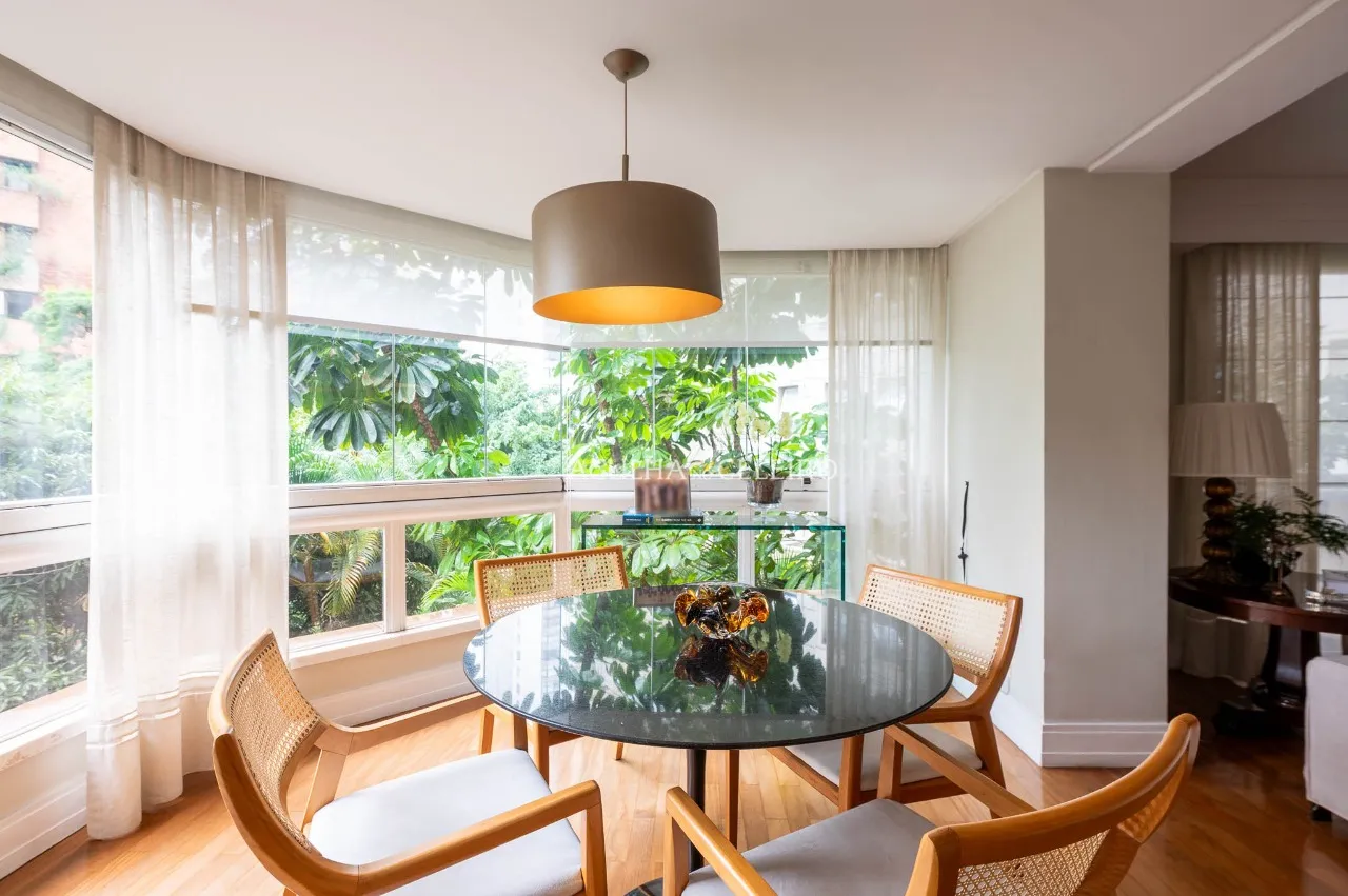 Apartamento duplex em excelente localização no Jardim Europa. – 20065