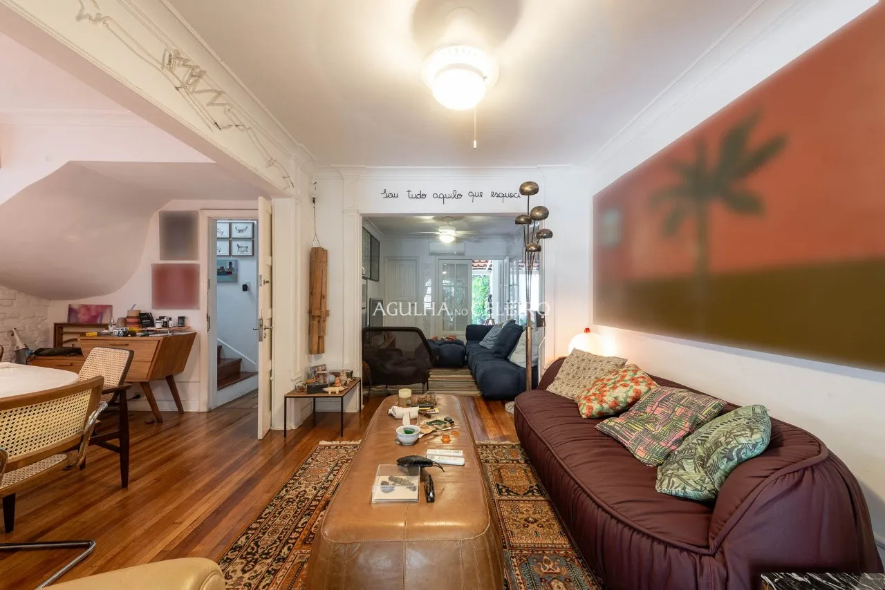 Casa charmosa à venda no Jardim Paulistano – 21364