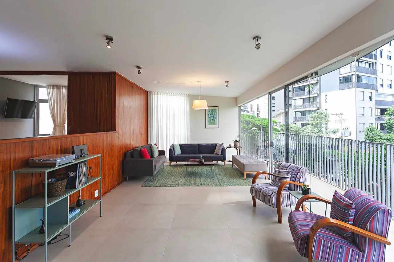 Apartamento espaçoso e com muita luz natural à venda na Vila Madalena – 21414