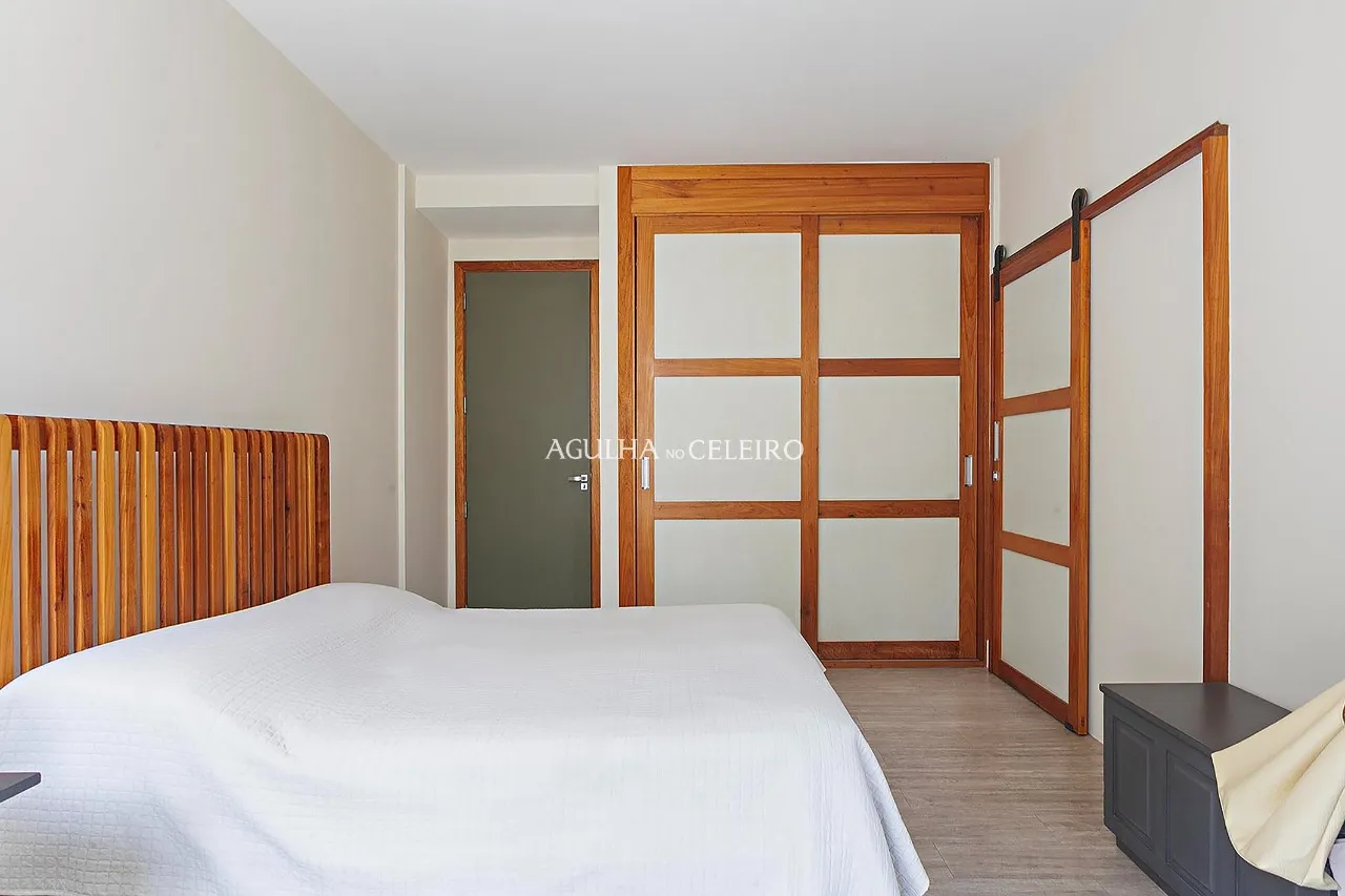 Apartamento espaçoso e com muita luz natural à venda na Vila Madalena – 21414