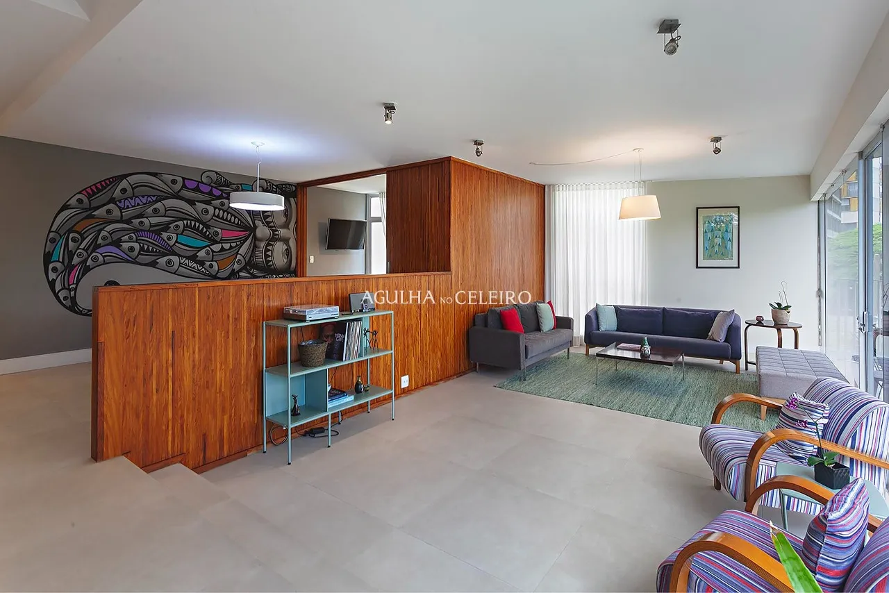 Apartamento espaçoso e com muita luz natural à venda na Vila Madalena – 21414