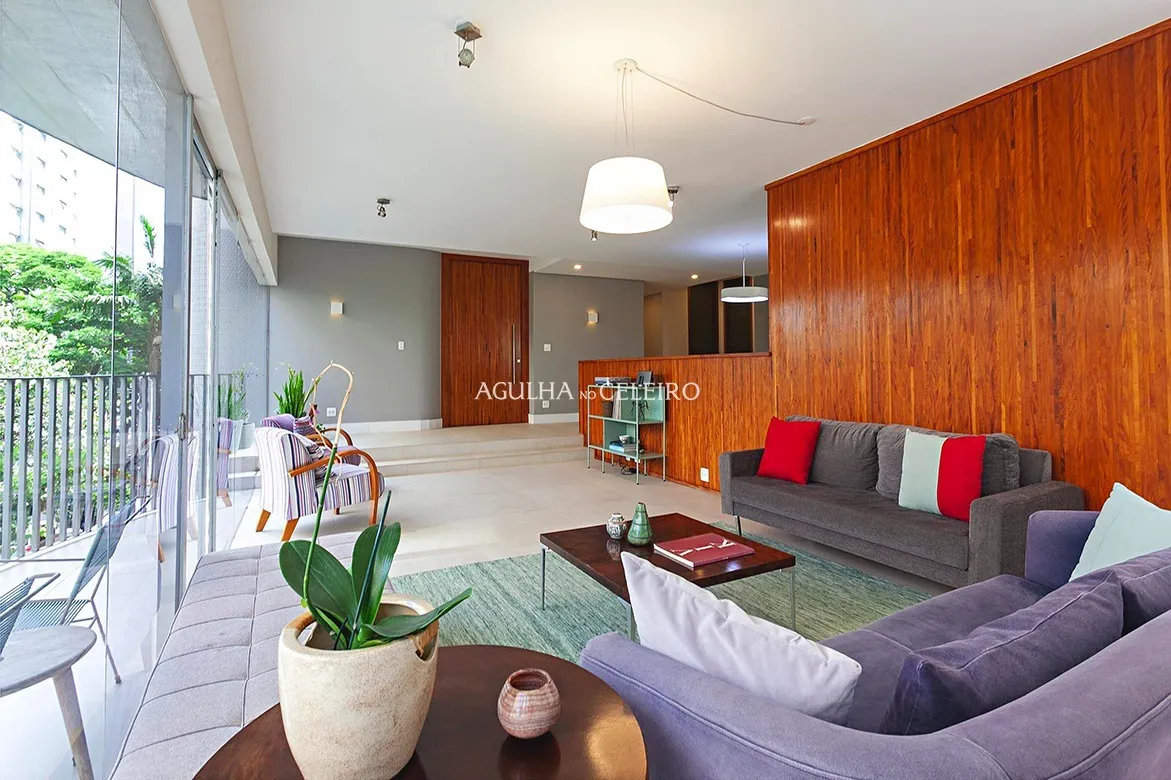 Apartamento espaçoso e com muita luz natural à venda na Vila Madalena – 21414