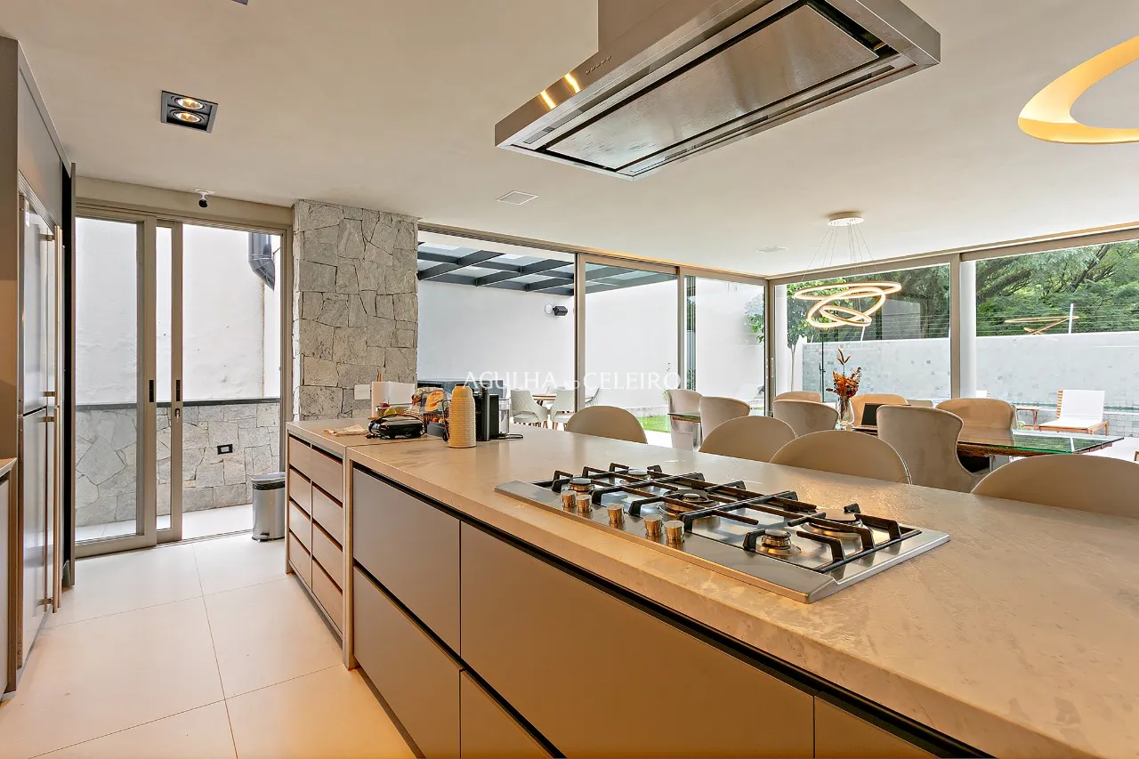 Casa em condomínio fechado a poucos passos do Parque Villa-Lobos – 21454