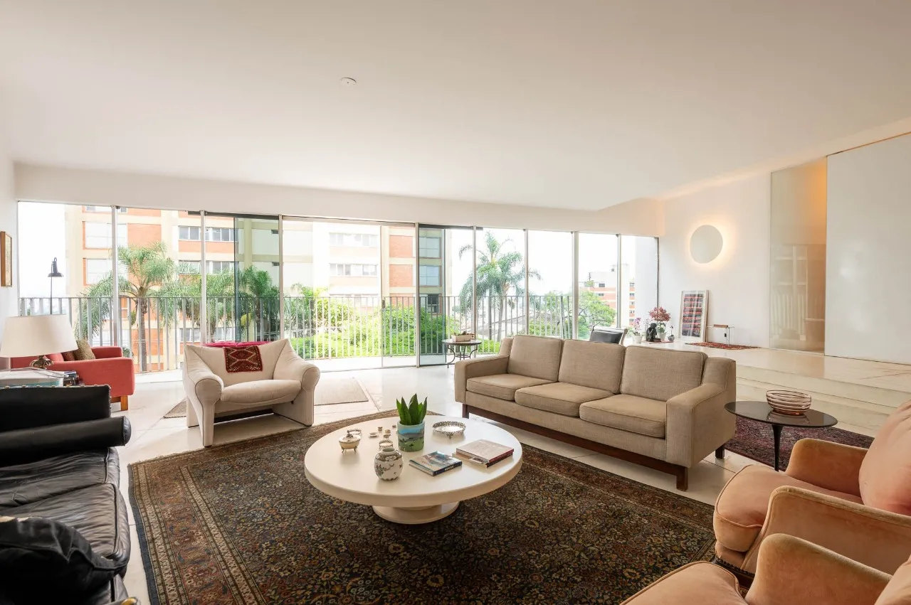 Apartamento espaçoso à venda na Vila Madalena – 21456