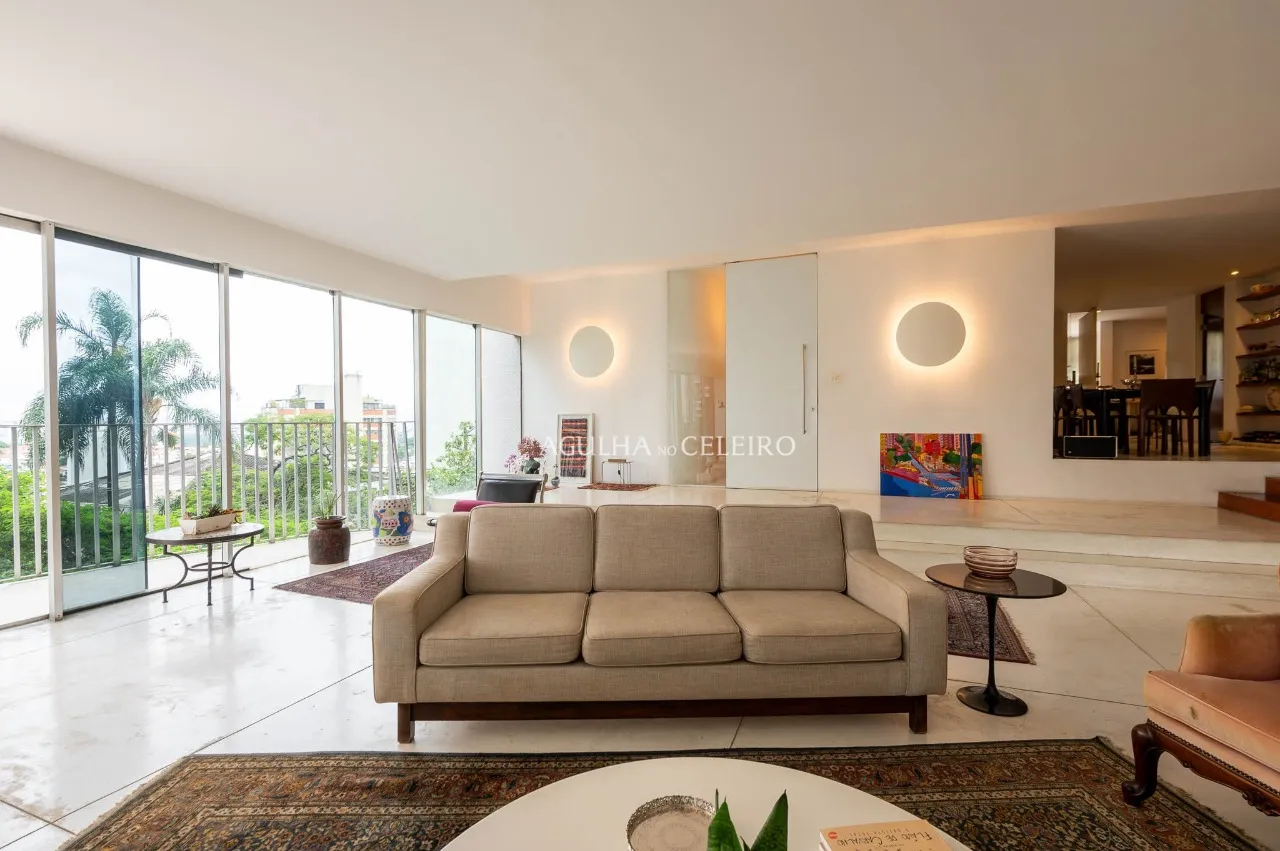 Apartamento espaçoso à venda na Vila Madalena – 21456