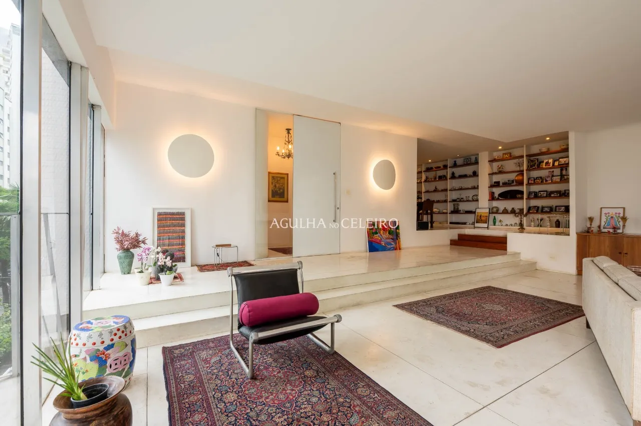 Apartamento espaçoso à venda na Vila Madalena – 21456