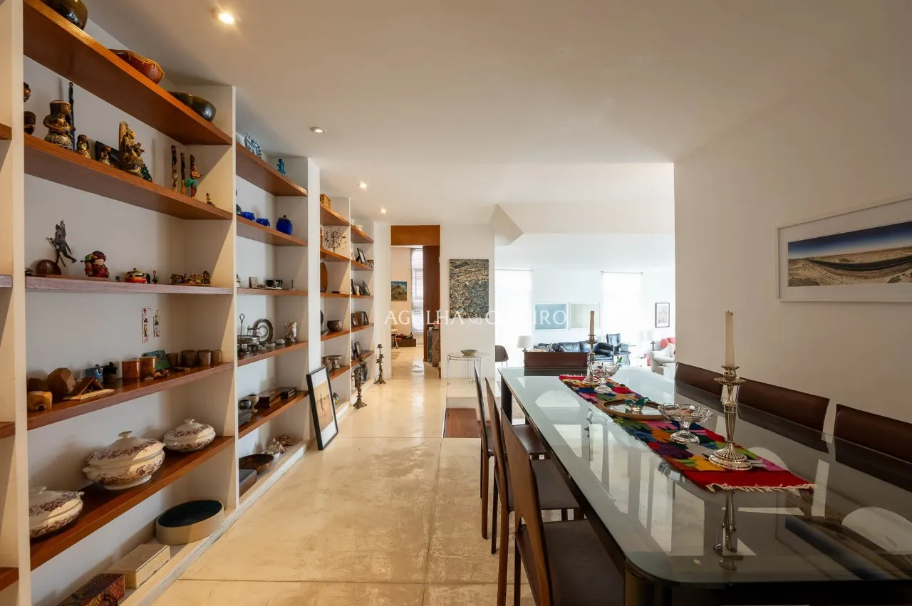 Apartamento espaçoso à venda na Vila Madalena – 21456