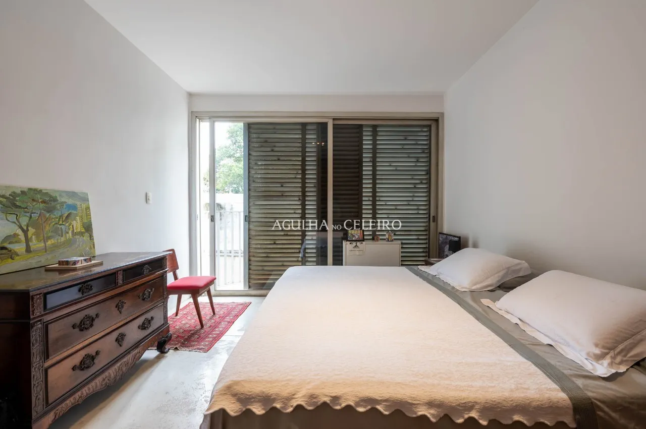 Apartamento espaçoso à venda na Vila Madalena – 21456