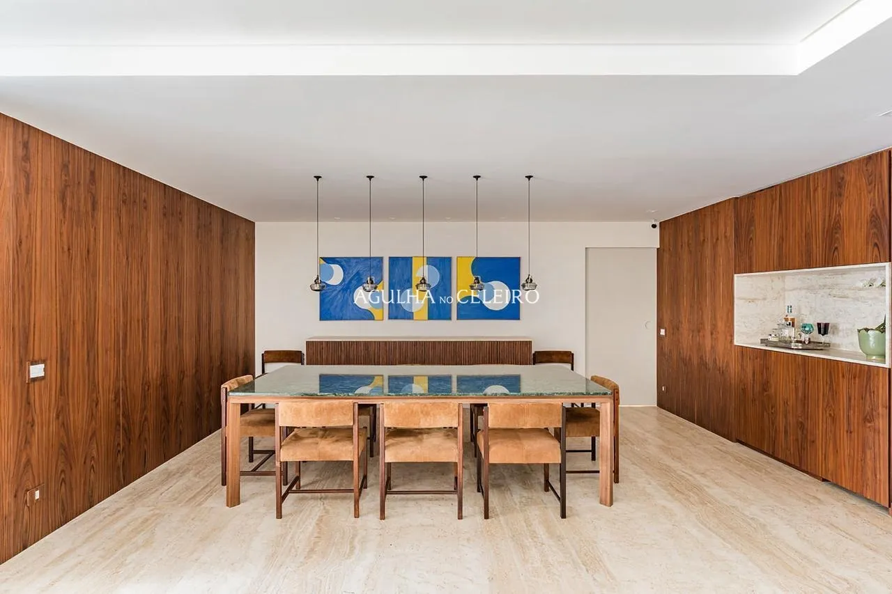 Design atemporal em living integrado com adega, a poucas quadras do Ibirapuera – 21472