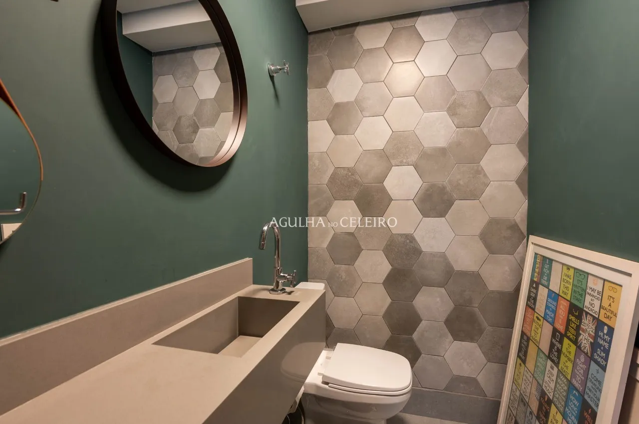 Apartamento Totalmente Reformado em Moema. – 21483