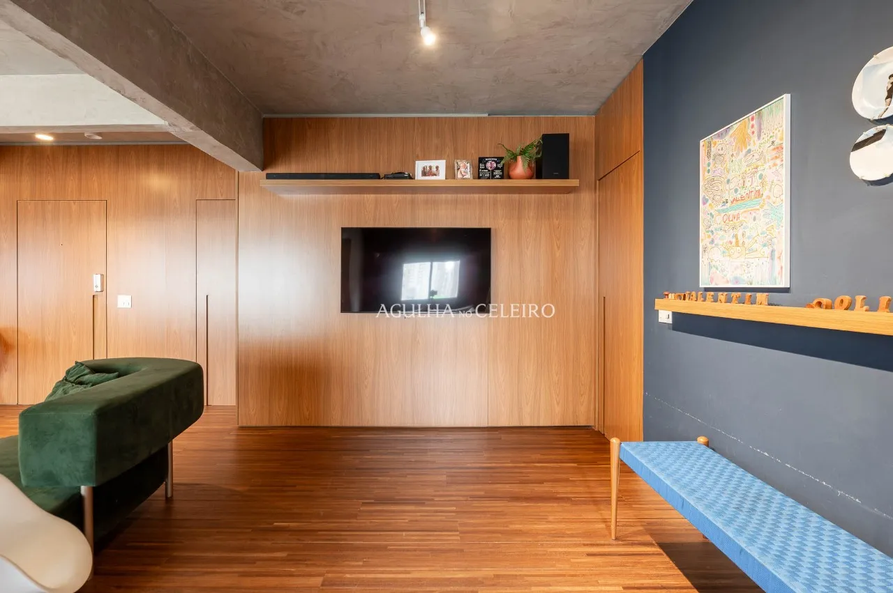 Apartamento Totalmente Reformado em Moema. – 21483