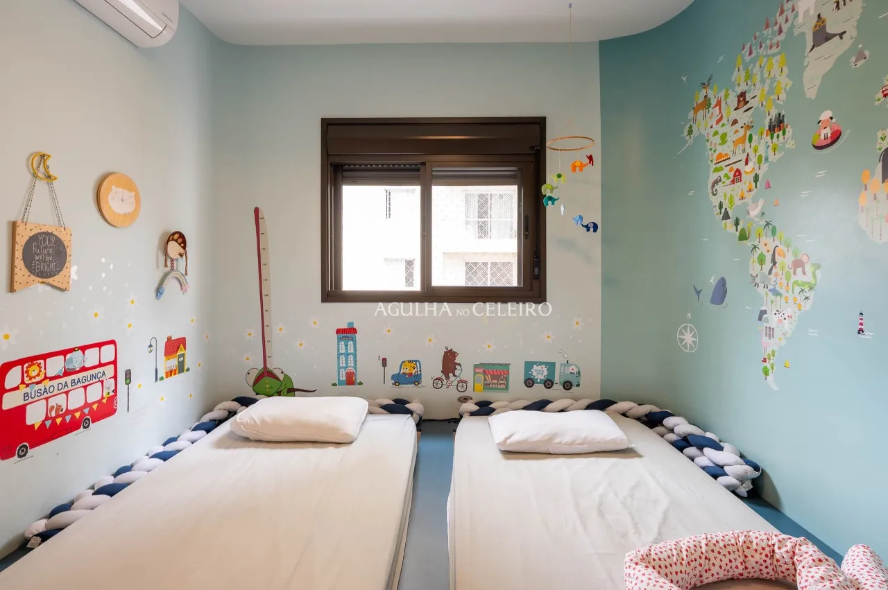 Apartamento Totalmente Reformado em Moema. – 21483