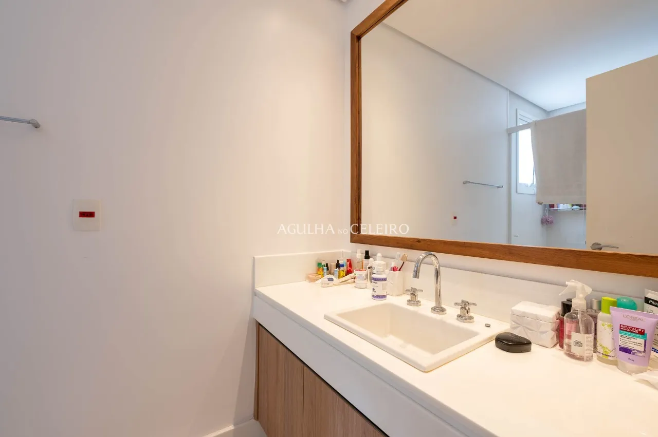 O Melhor do Itaim Bibi | Apartamento de alto padrão com 4 Suítes. – 21489