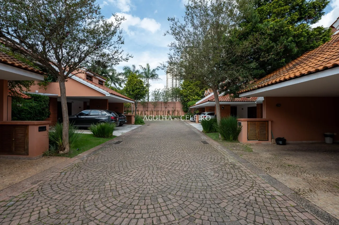 Casa em condomínio escolhida a dedo no Cidade Jardim – 21491