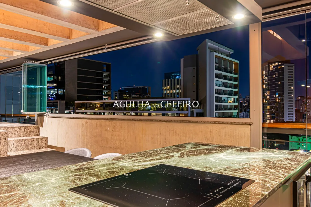 Elegância, espaço e vista privilegiada. – 21496