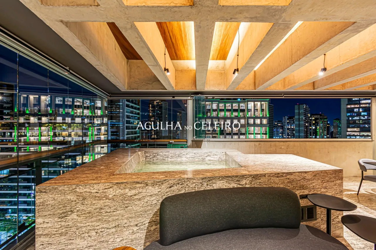 Elegância, espaço e vista privilegiada. – 21496