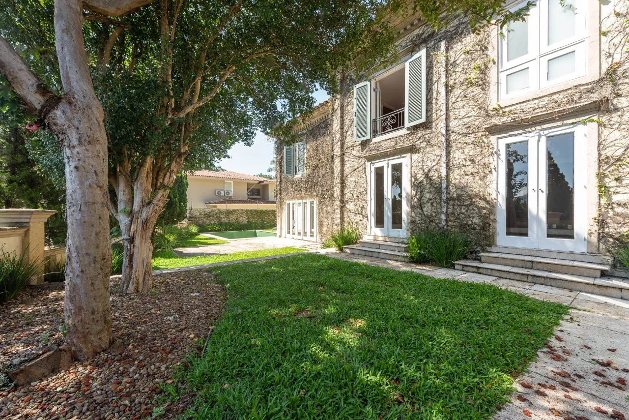 Casa no Jardim Guedala. – 21502