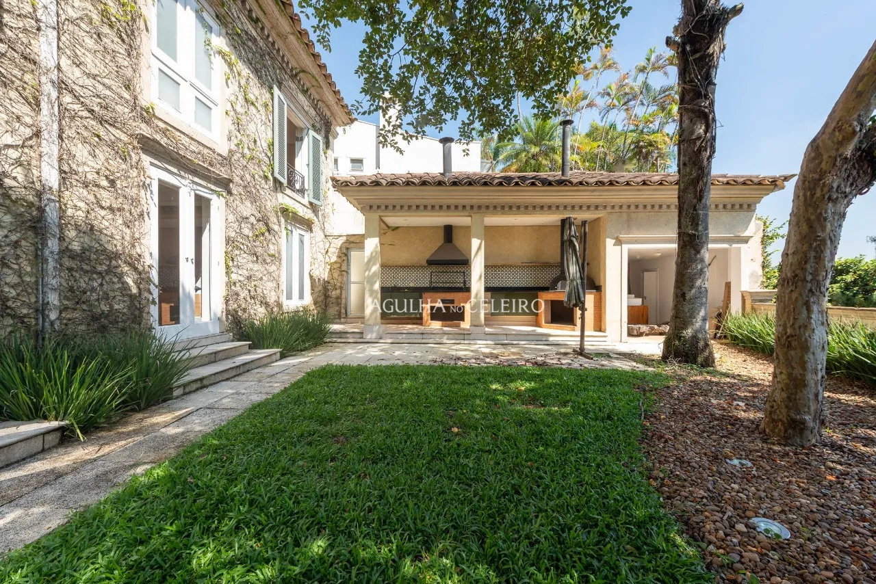 Casa no Jardim Guedala. – 21502