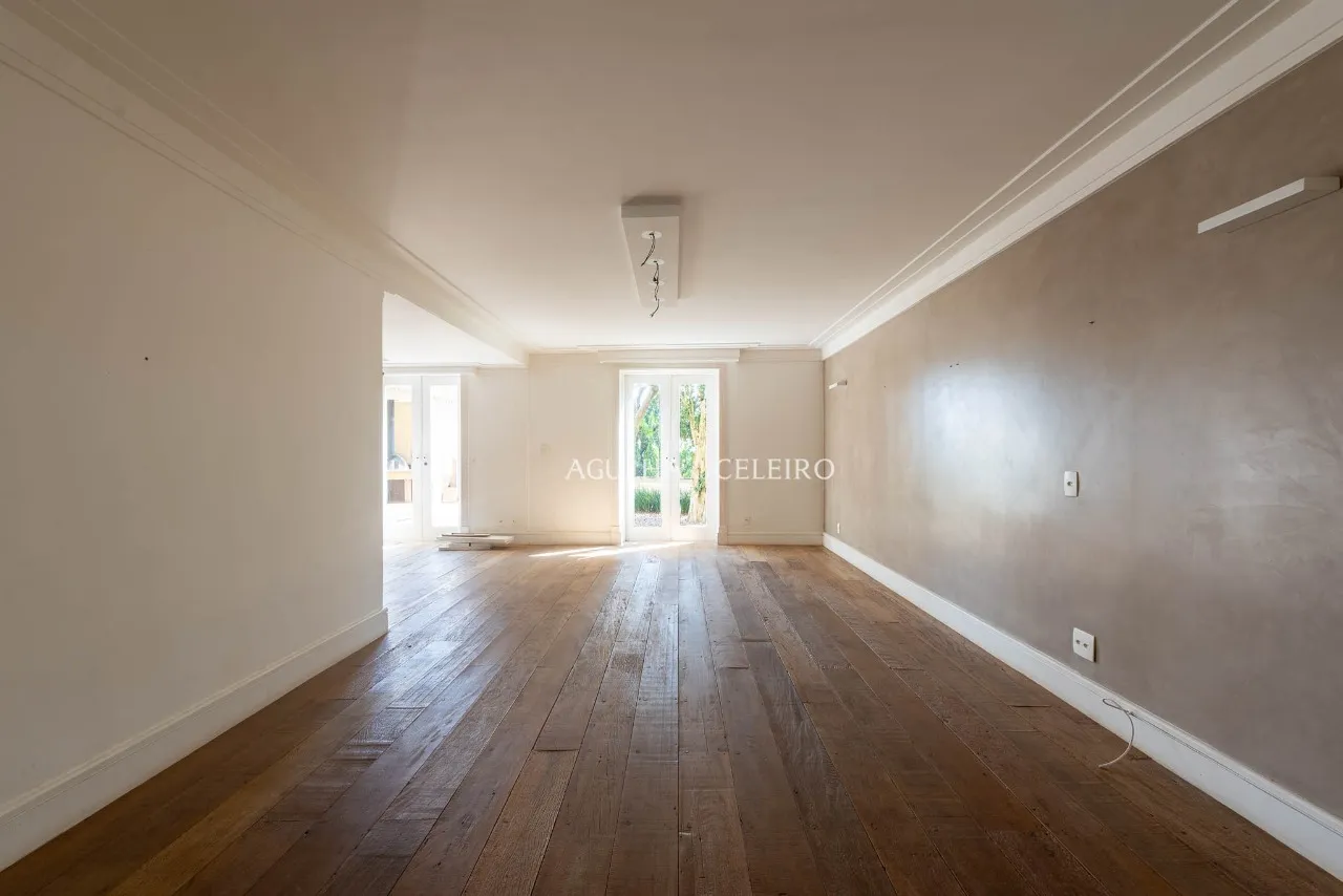 Casa no Jardim Guedala. – 21502