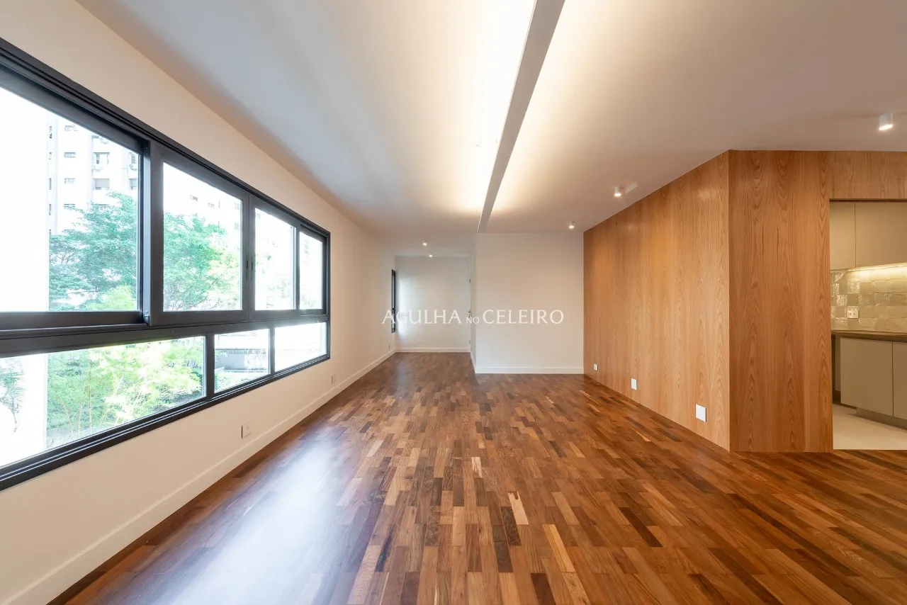 Apartamento totalmente reformado à venda no Jardim América – 21508