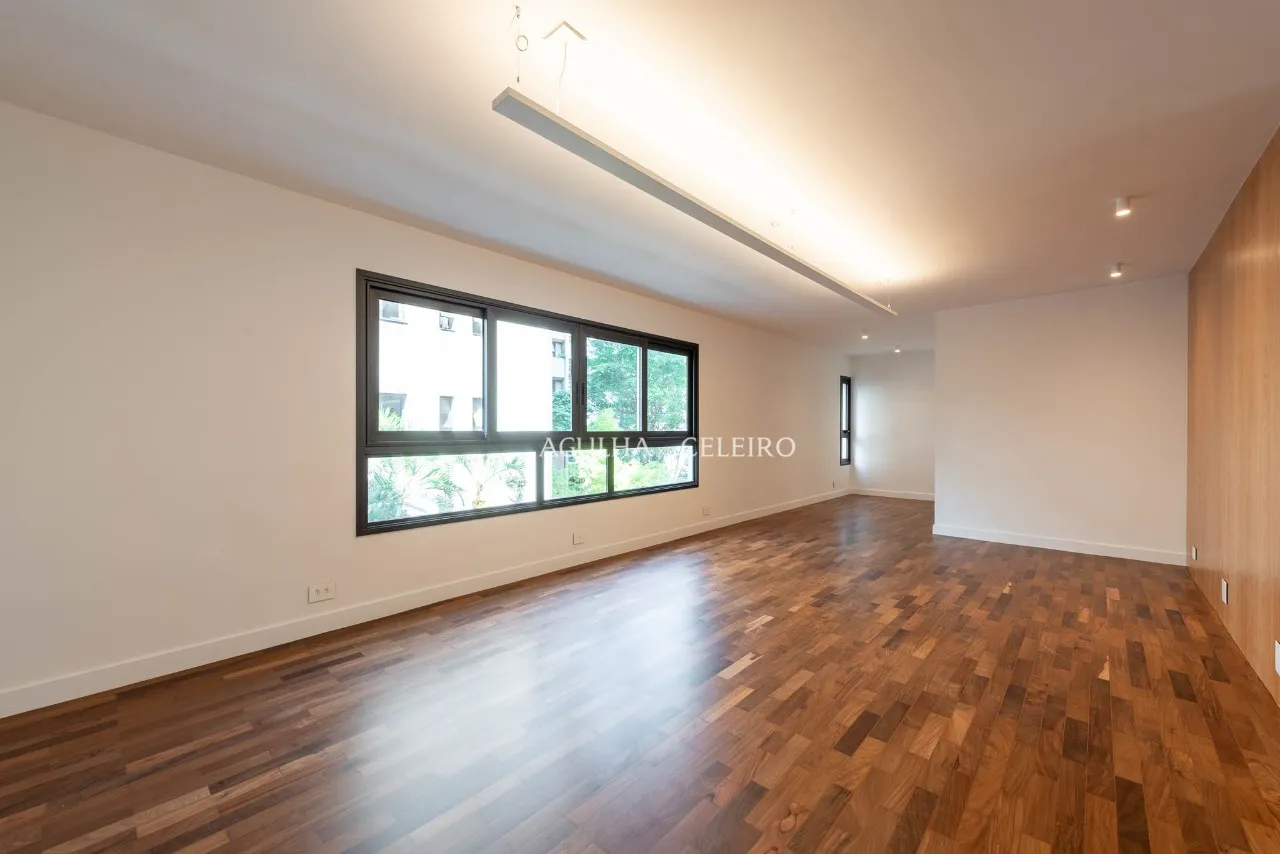 Apartamento totalmente reformado à venda no Jardim América – 21508