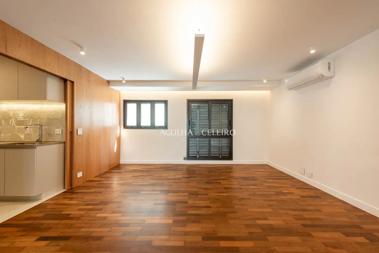 Apartamento totalmente reformado à venda no Jardim América – 21508